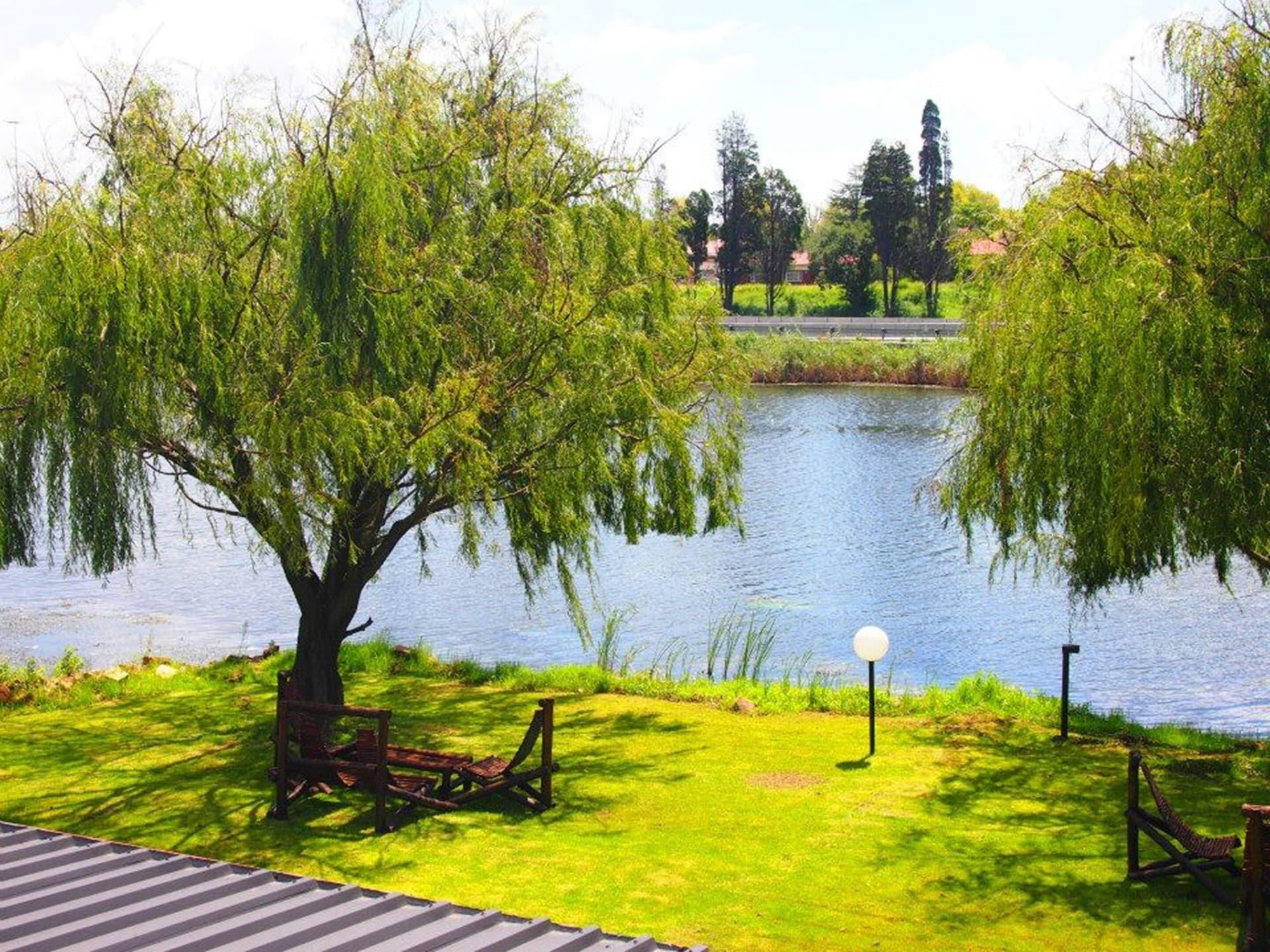 The Lakes Hotel & Conference Centre Benoni Eksteriør billede