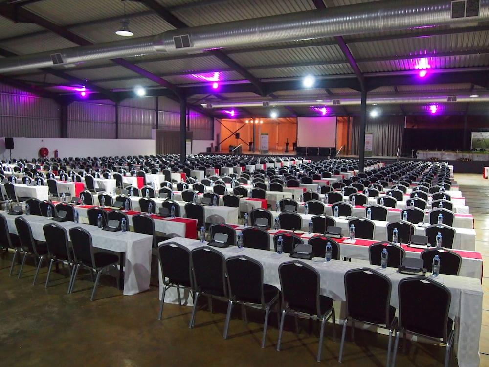 The Lakes Hotel & Conference Centre Benoni Eksteriør billede