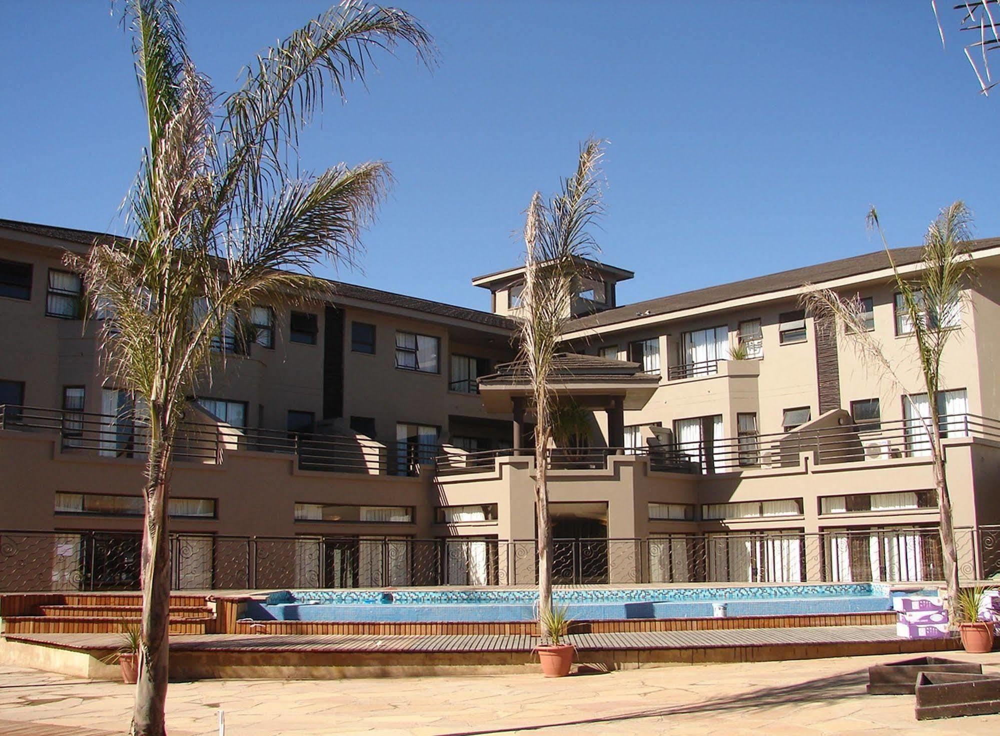 The Lakes Hotel & Conference Centre Benoni Eksteriør billede